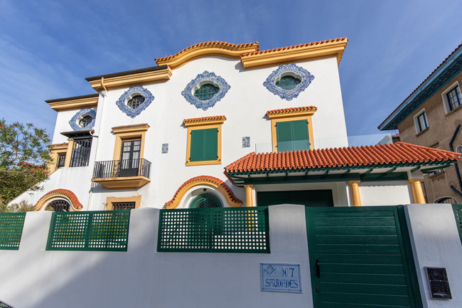 rehabilitación de edificio en gipuzkoa, fachada restaurada