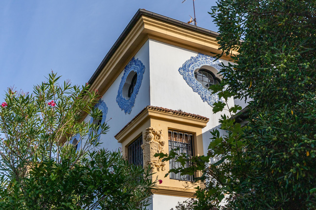 rehabilitación de edificio en gipuzkoa, fachada restaurada